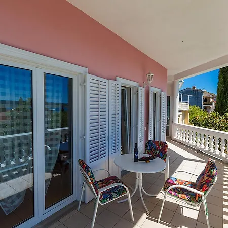 Apartamento Jurincic3- 